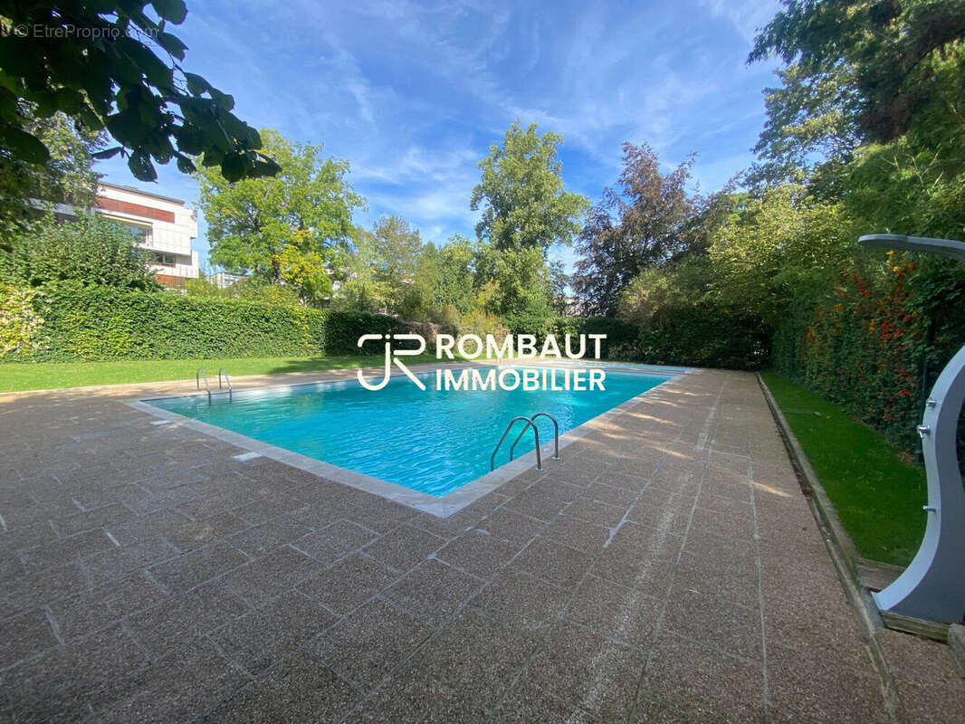 Appartement à LOUVECIENNES