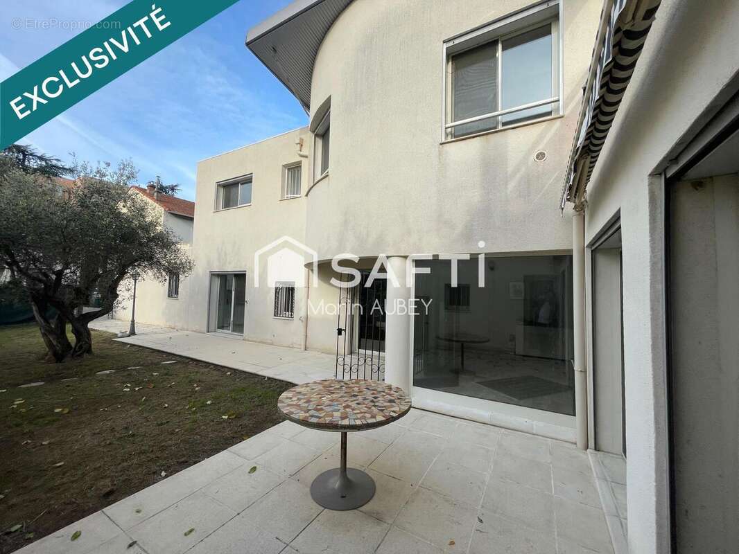 Photo 3 - Maison à NIMES