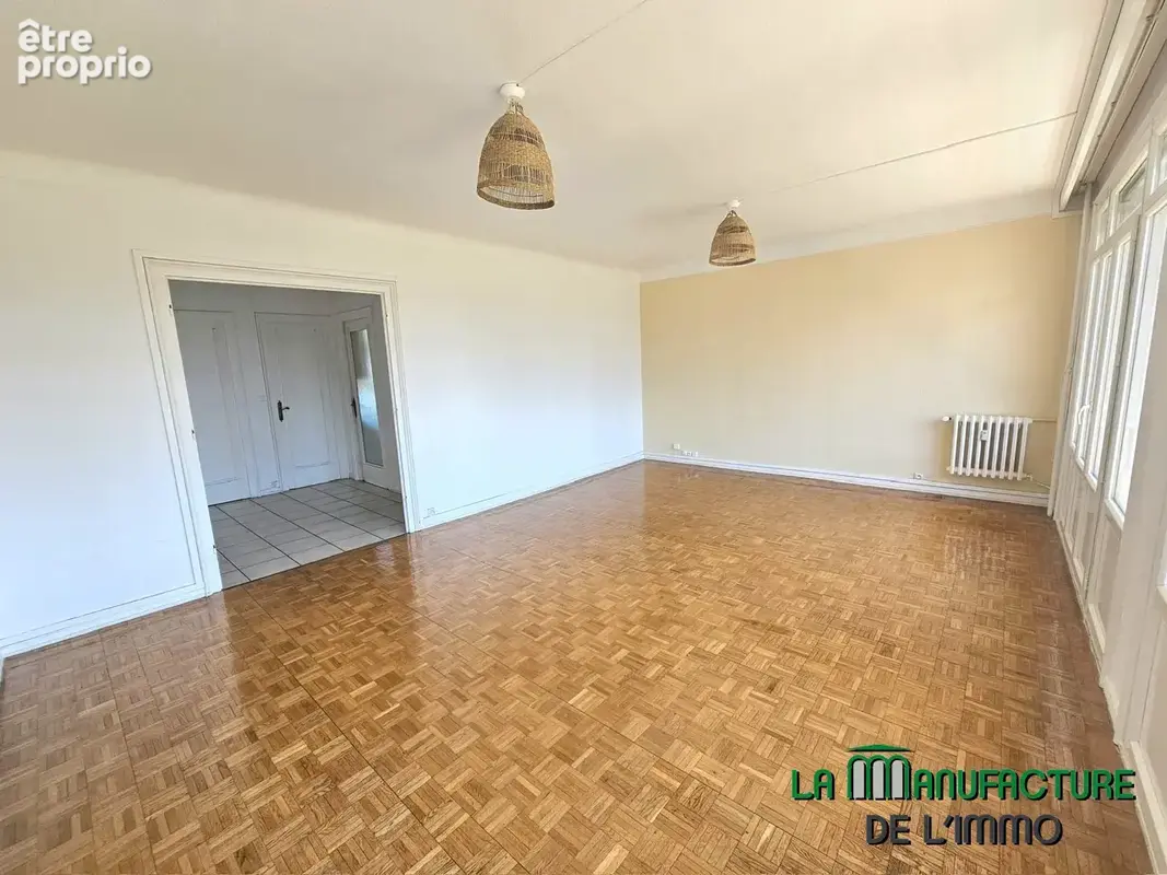 Saint etienne bergson cite du design - t4 au 7eme etage avec grand balcon - photo 3