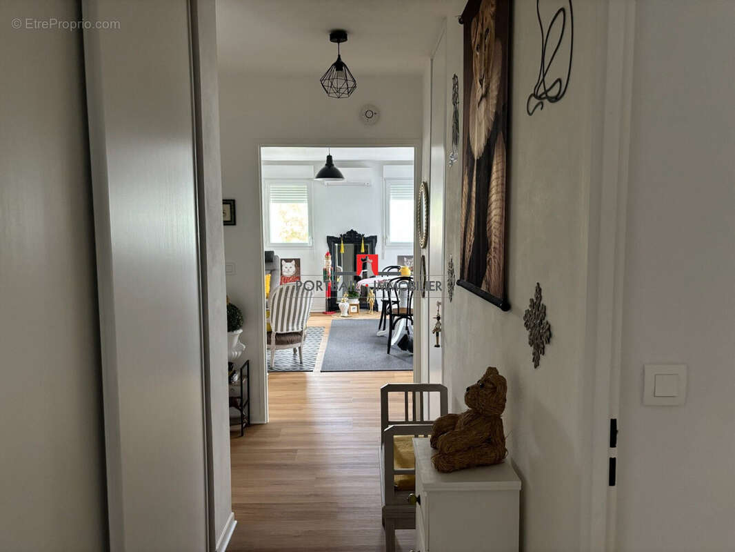 Appartement 64 m² à Saint-Andre-De-Cubzac  - photo 4