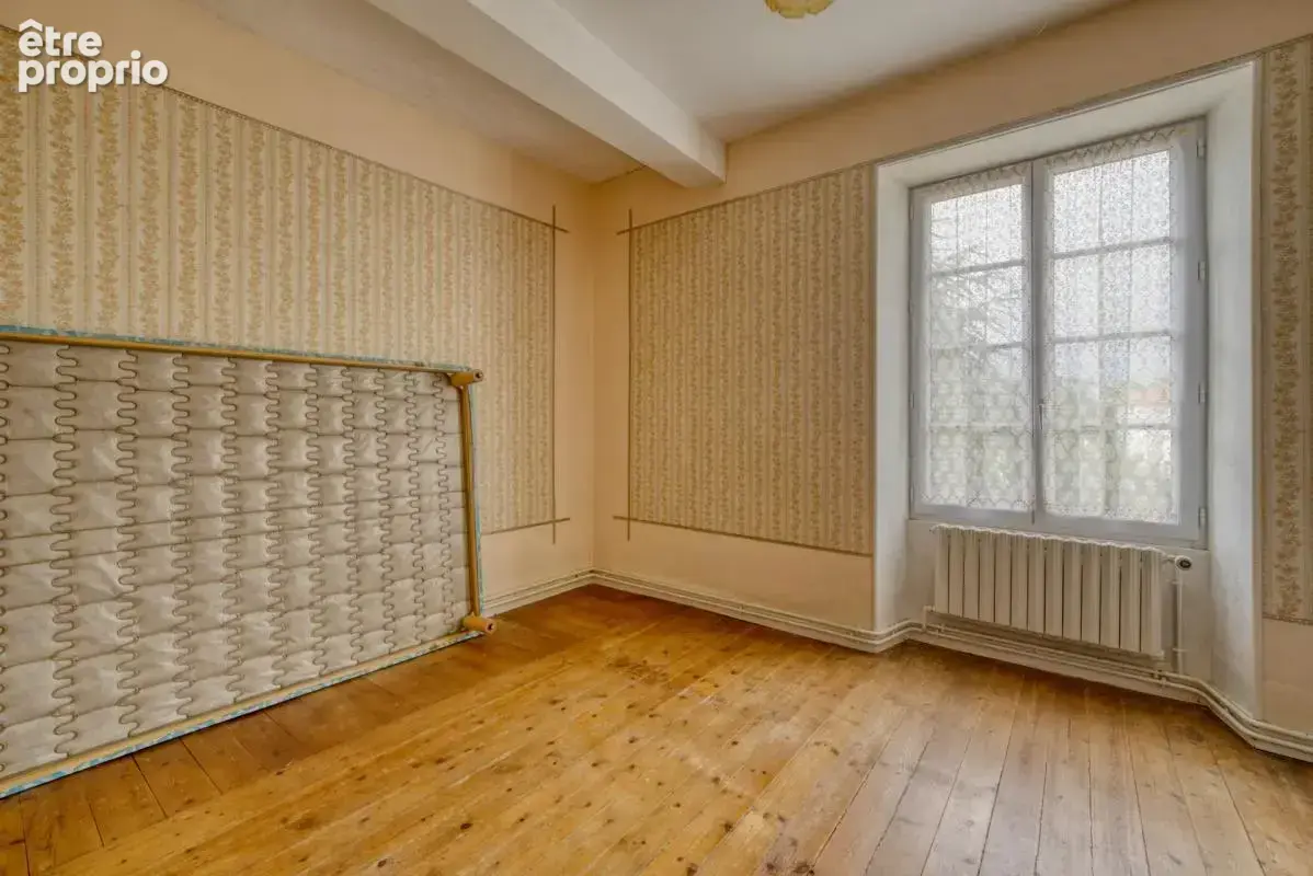 Maison en Pierre 5 pièces de 119 m² à Genouillé - photo 12