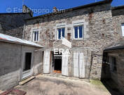 Maison à VAL-D'IZE