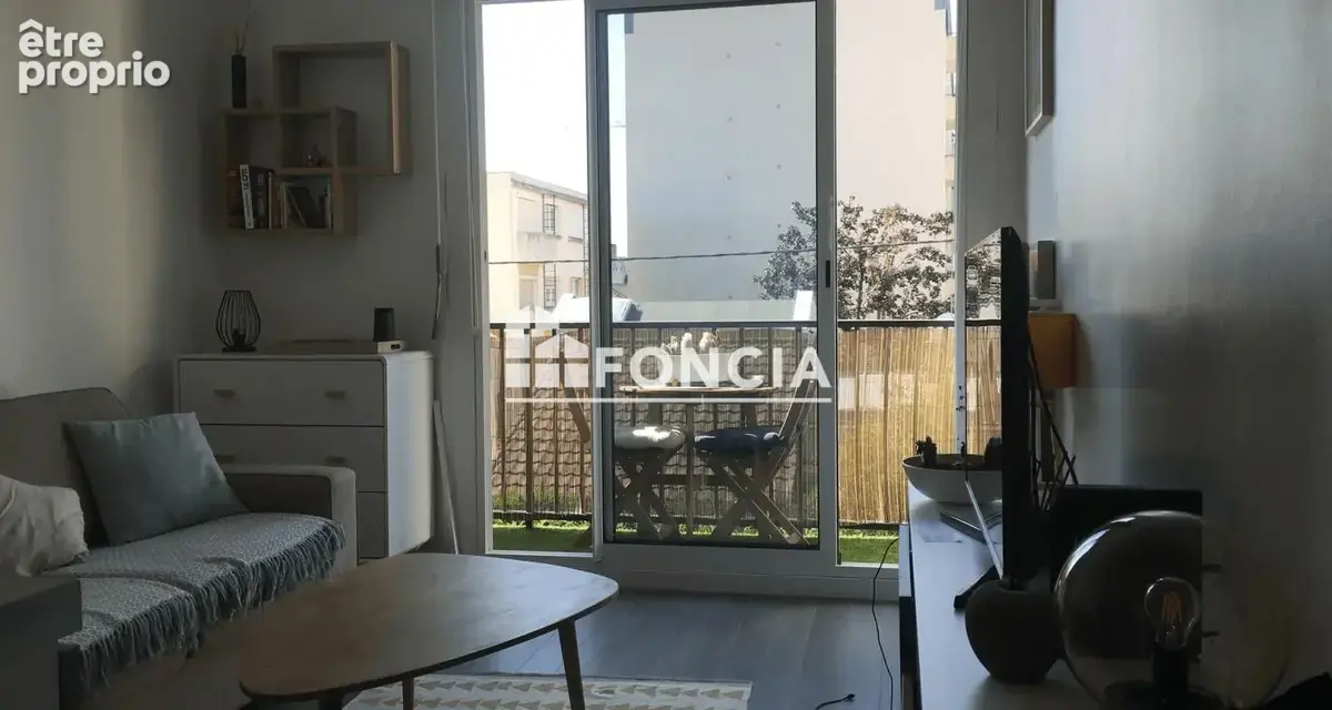 Appartement à COLOMBES
