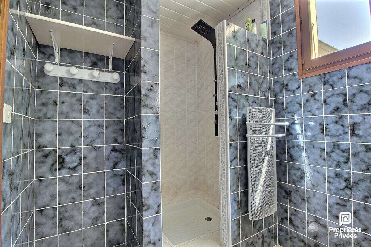 Maison en pierre de 6 pièces pour 97 m2 sur Meyras - photo 5