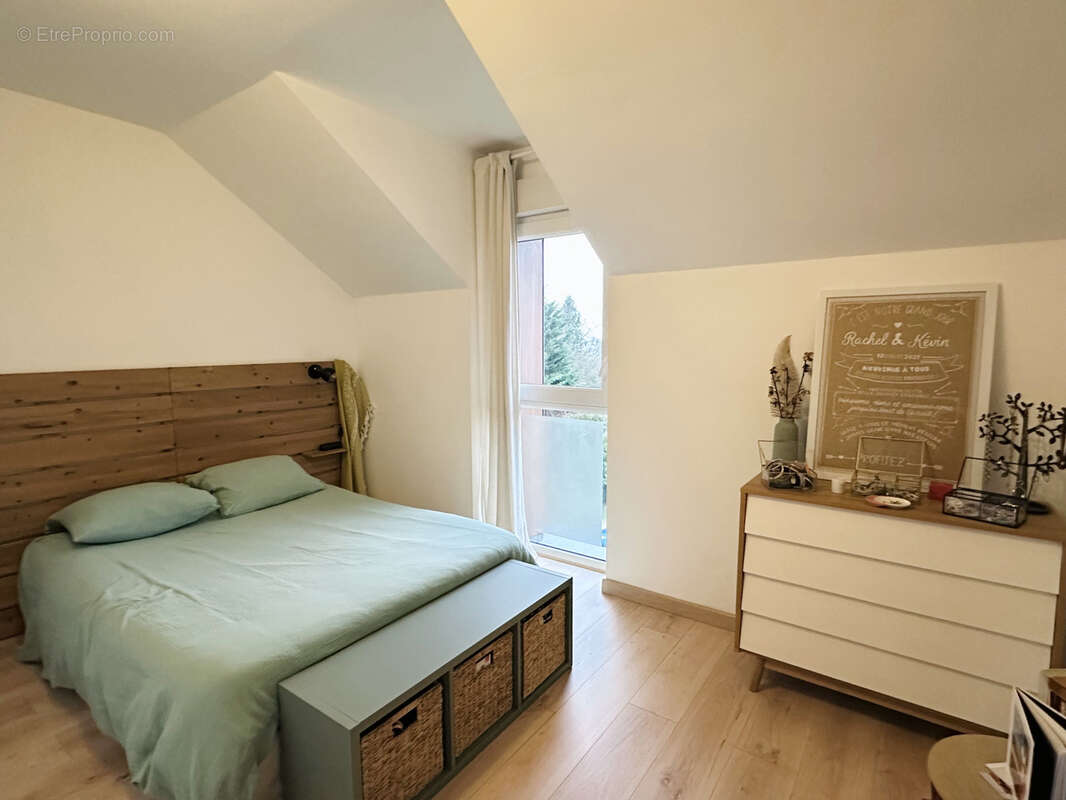 Maison à MORAINVILLIERS