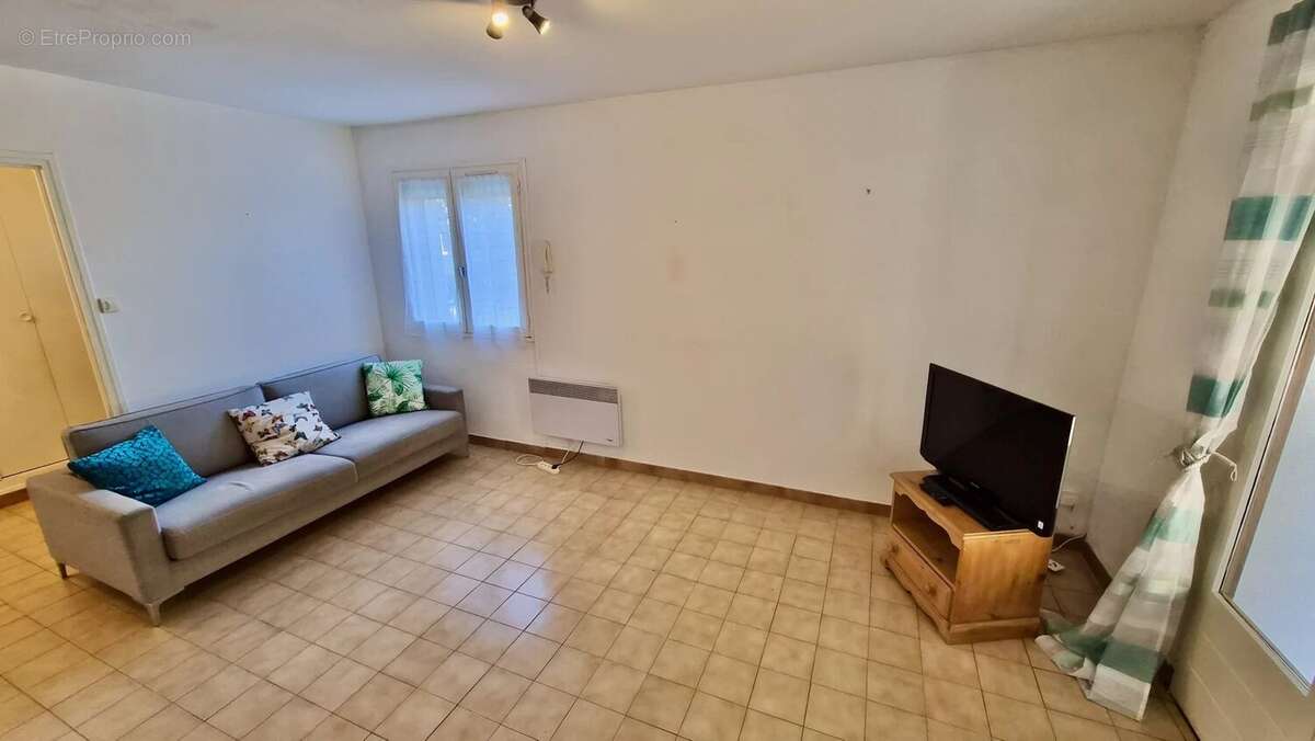 Appartement à PAULHAN