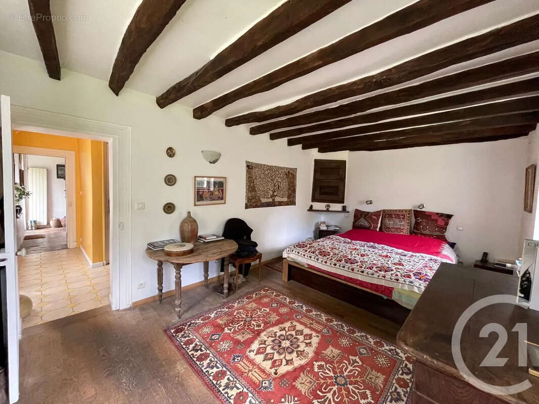 Maison à CIVIERES