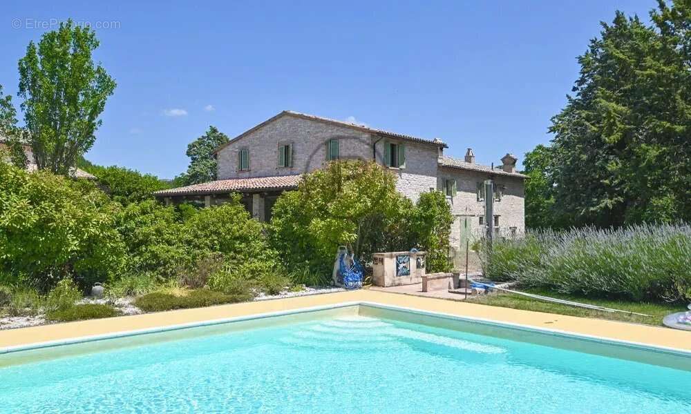 Ferme restaurée du XVIIIe siècle avec 6 chambres + 3 appartements pour invités sur 27 hectares près de Cagli, Marches. Piscine,  - photo 17