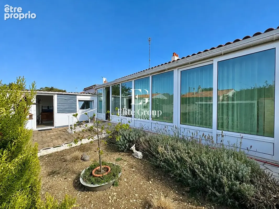 A Vendre Maison - Tonnay Charente - 90 m² - 2 Chambres + 1 Studio - Garage - photo 12