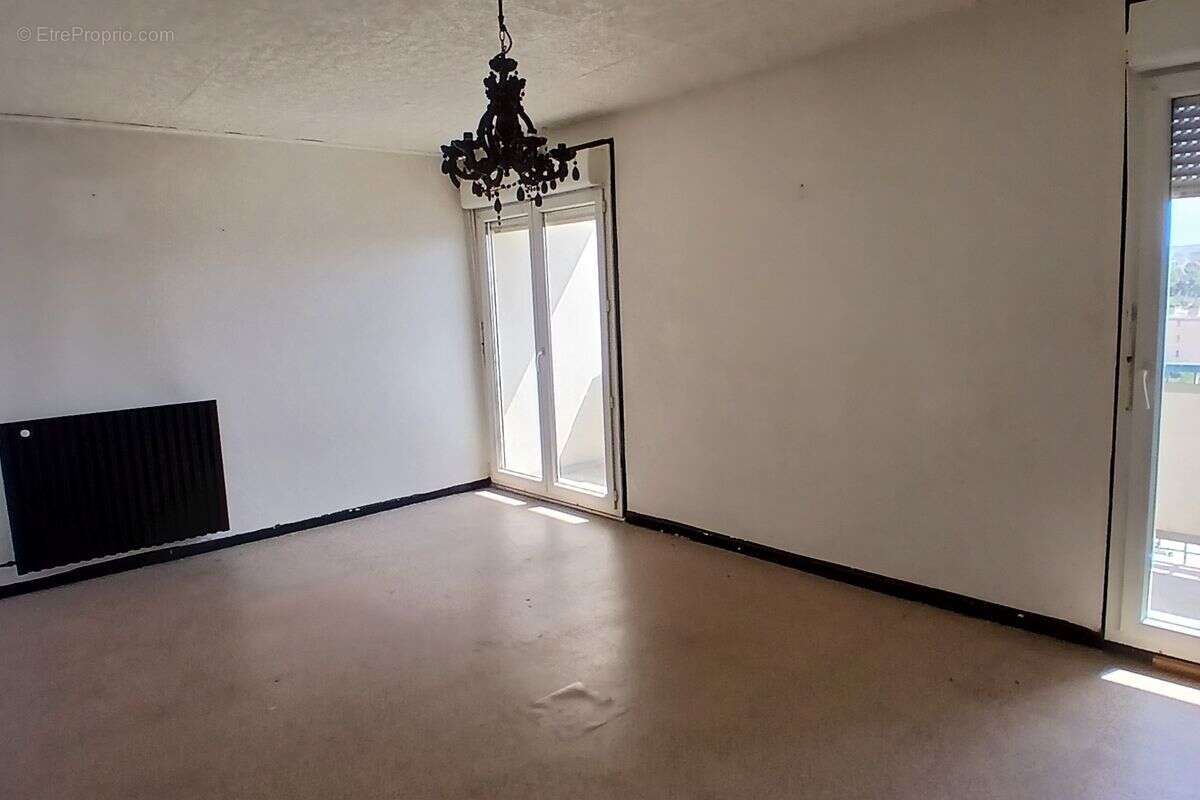 Appartement à MARSEILLE-10E