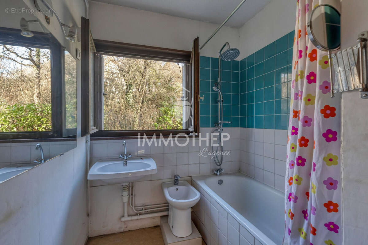 Appartement à MEYLAN