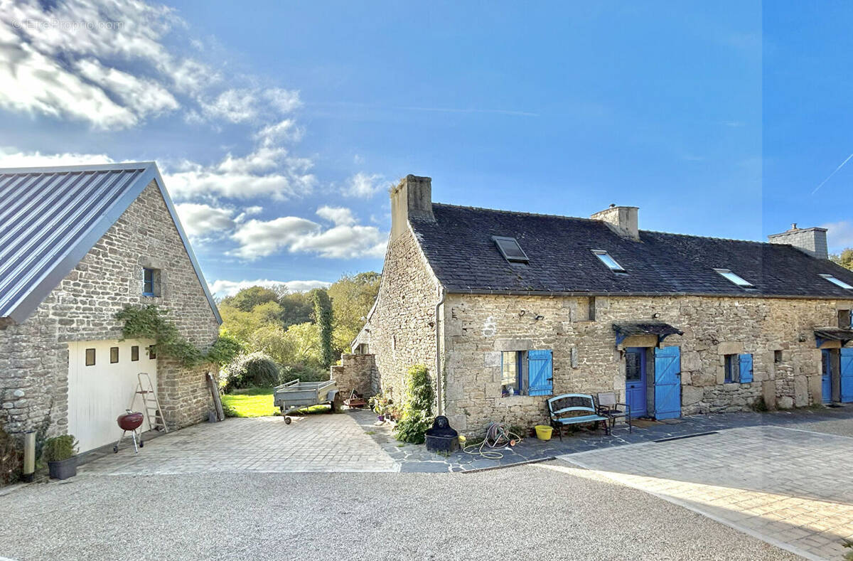 Maison à LA FEUILLEE