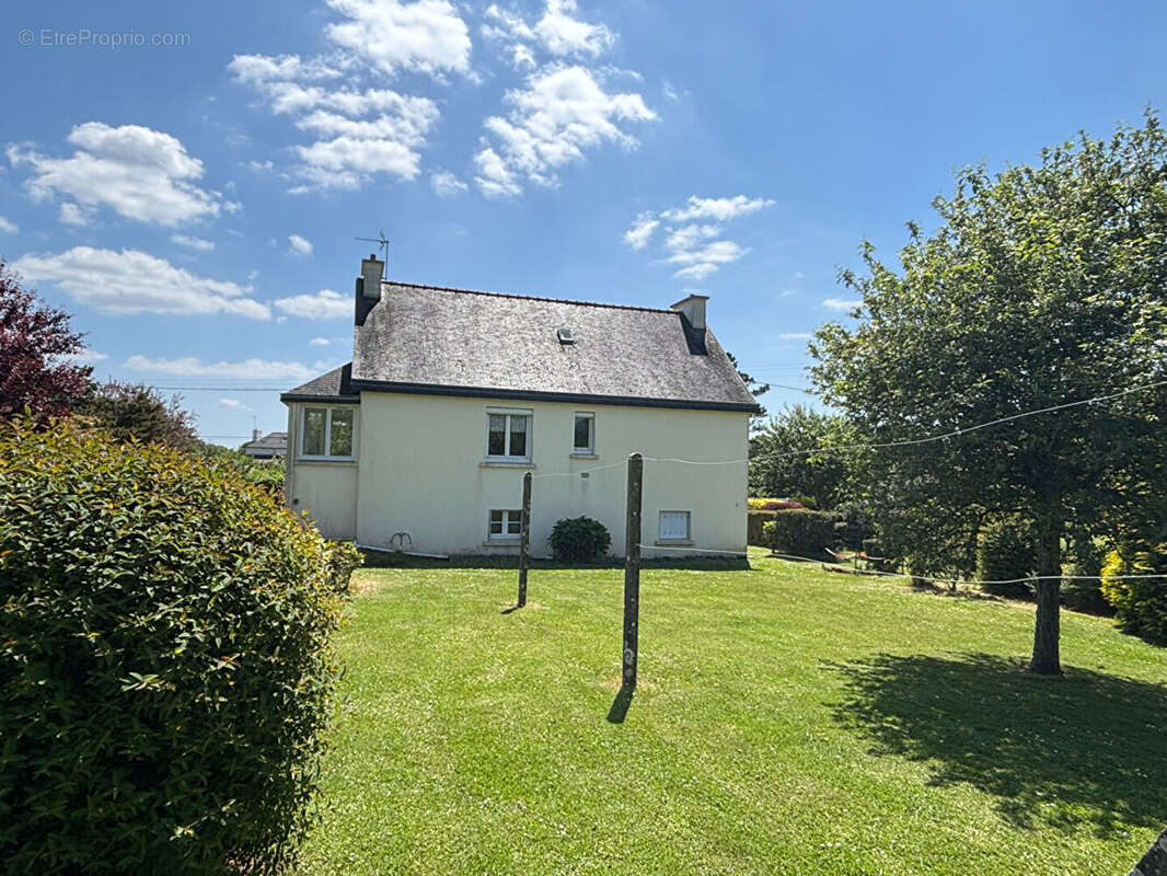 Maison à CLOHARS-CARNOET