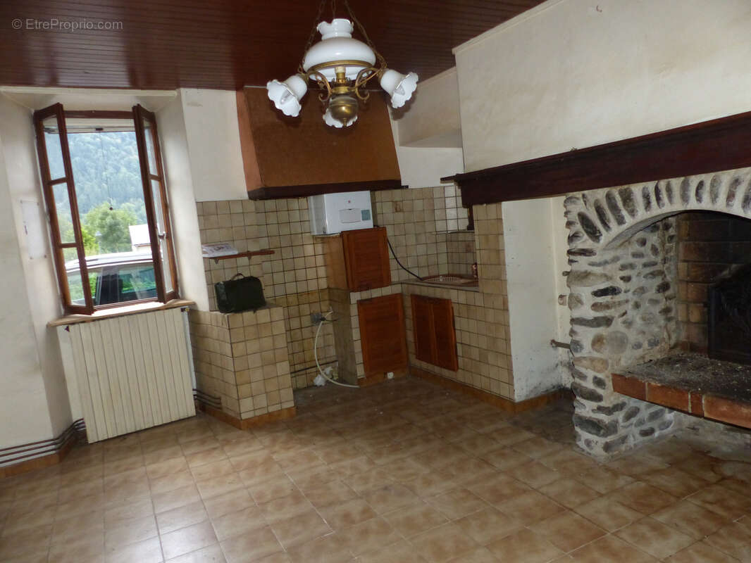 Maison à BAZUS-AURE