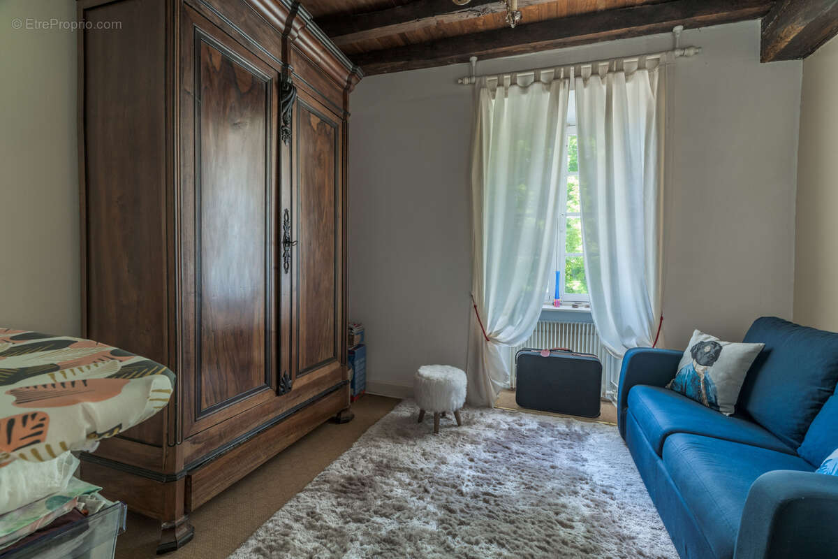 Maison à SAINTE-COLOMBE-DE-VILLENEUVE