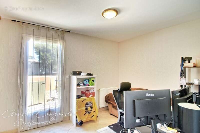 Maison à DOMPIERRE-SUR-MER