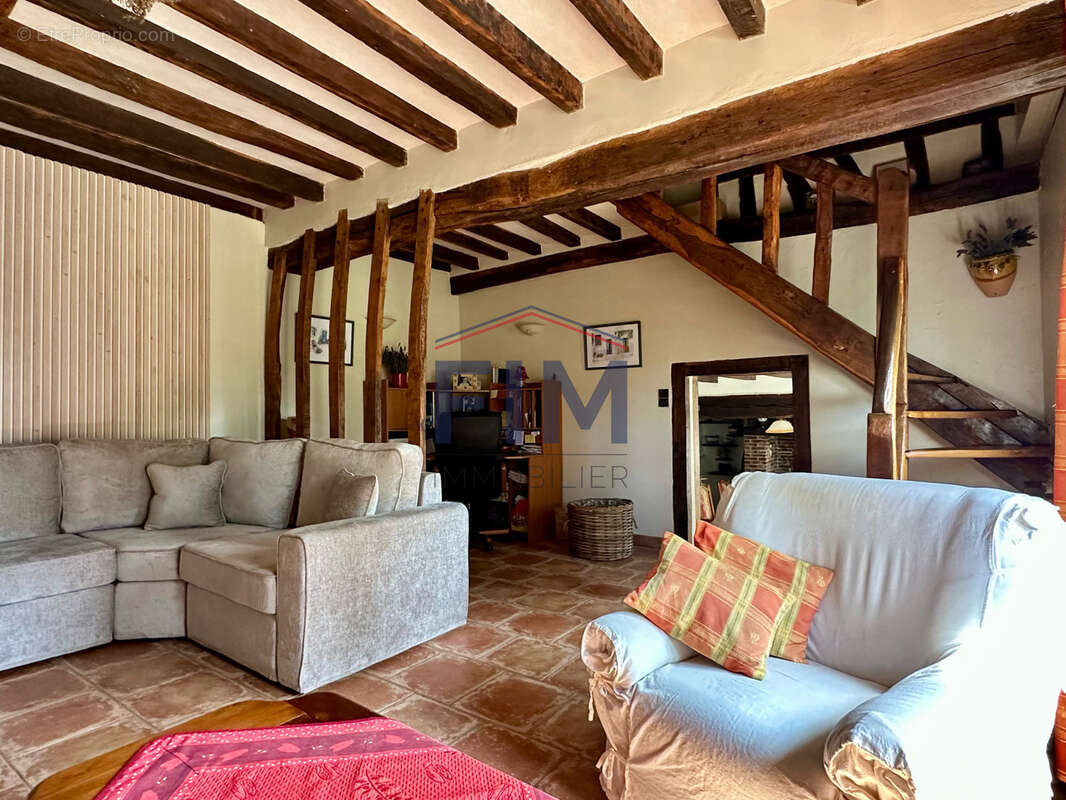Maison à NEUFCHATEL-EN-BRAY