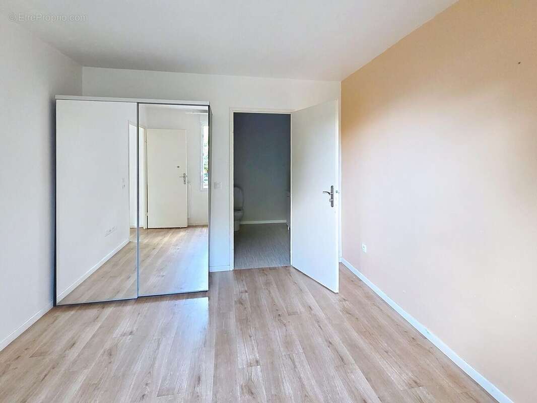 Photo 4 - Appartement à VERNEUIL-SUR-SEINE