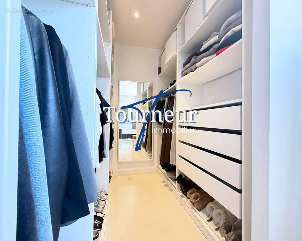 Maison à SIX-FOURS-LES-PLAGES