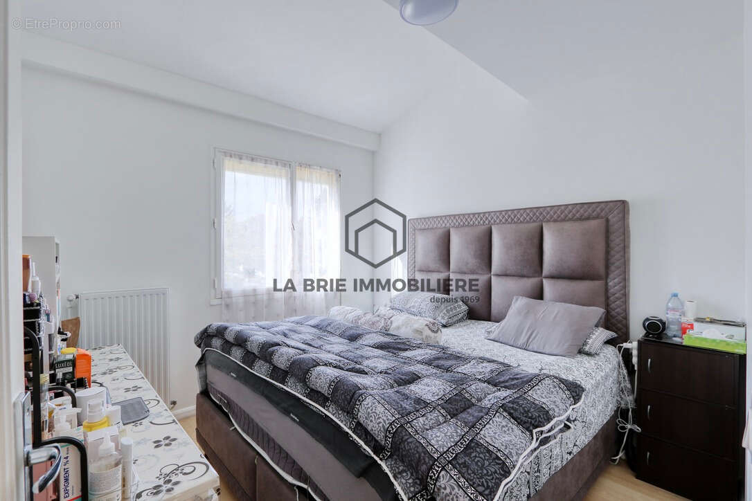 Maison à VILLECRESNES