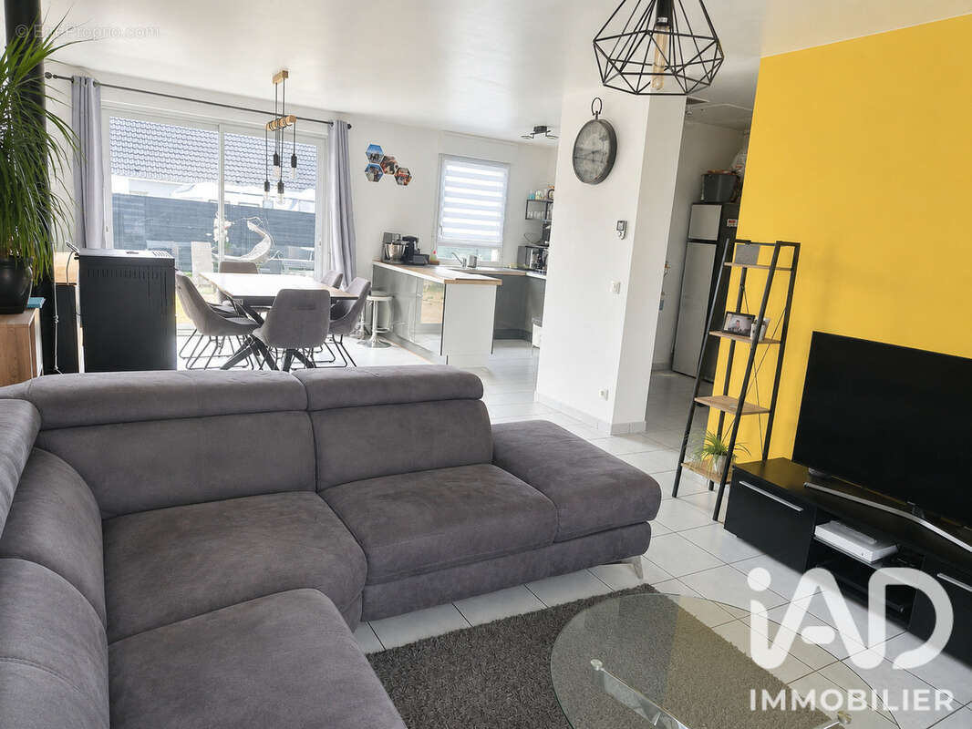 Maison 79 m² à Aubencheul-Au-Bac  - photo 3