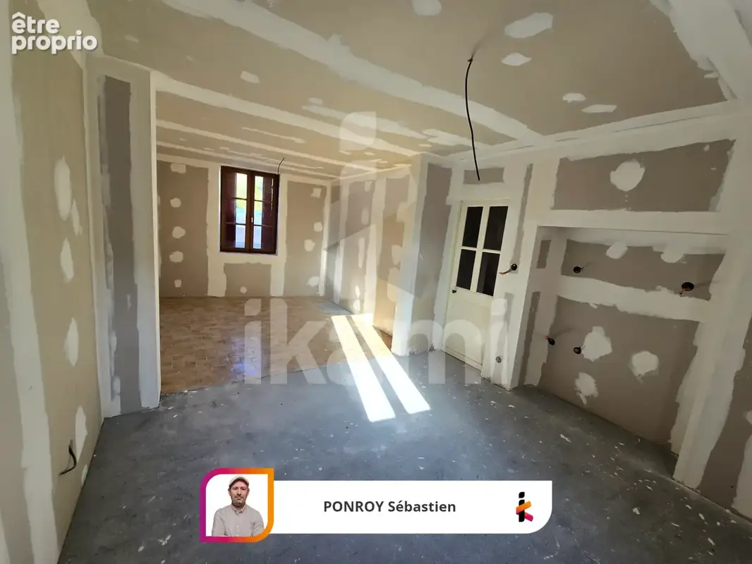 Appartement dans maison de ville mitoyenne avec garages, en plein cœur de Mennetou-sur-Cher - photo 9