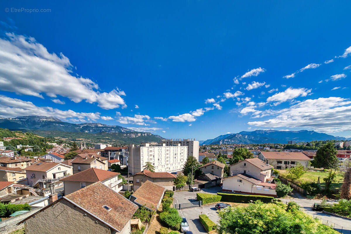 Appartement à VOIRON