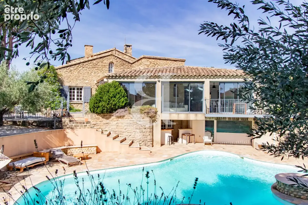 Photo Maison à Sainte-Cecile-Les-Vignes au prix de 1 065 000€