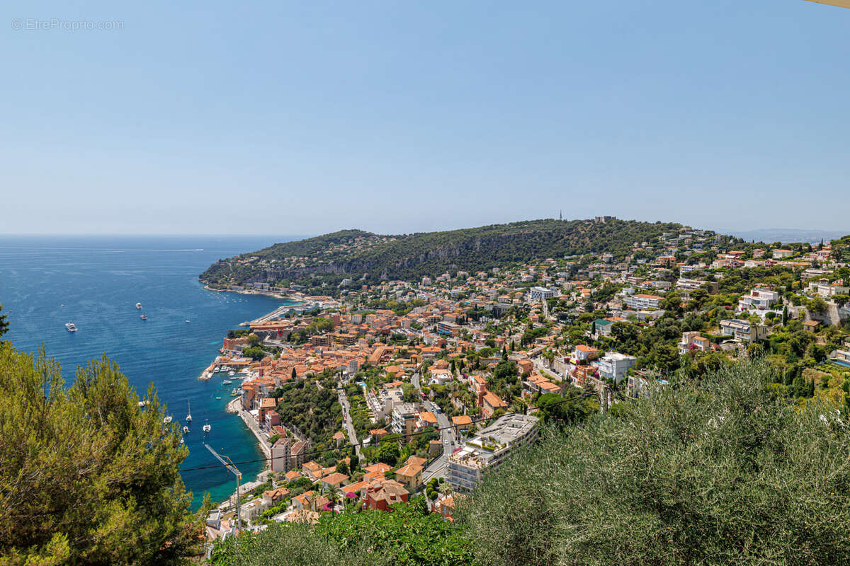 Appartement à VILLEFRANCHE-SUR-MER
