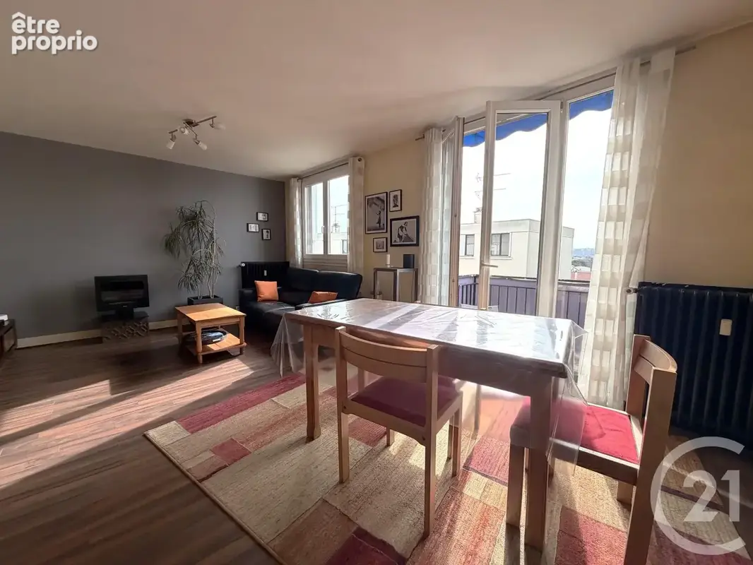 Appartement 4 pièces 70 m² à vendre à Saint-Maur-Des-Fosses (94100) - photo 4