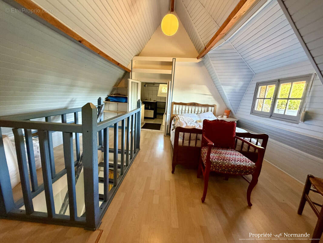 Maison 140 m² à Pont-Audemer  - photo 8