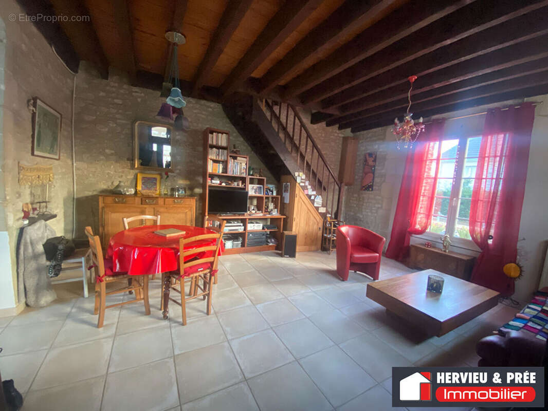 Maison à LION-SUR-MER