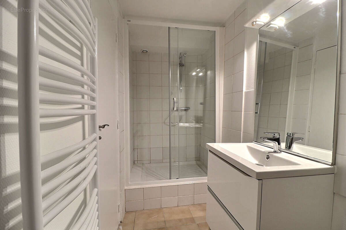 Appartement à EPERNON