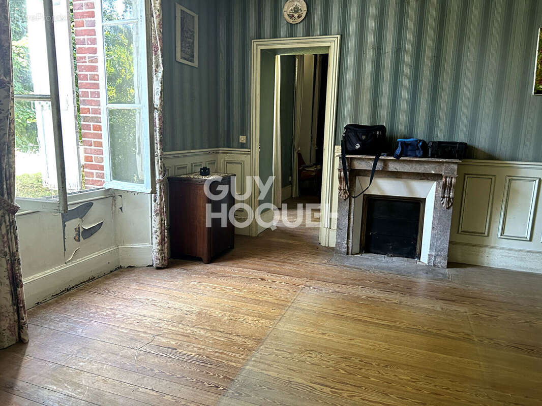 Maison à CHALAUTRE-LA-PETITE