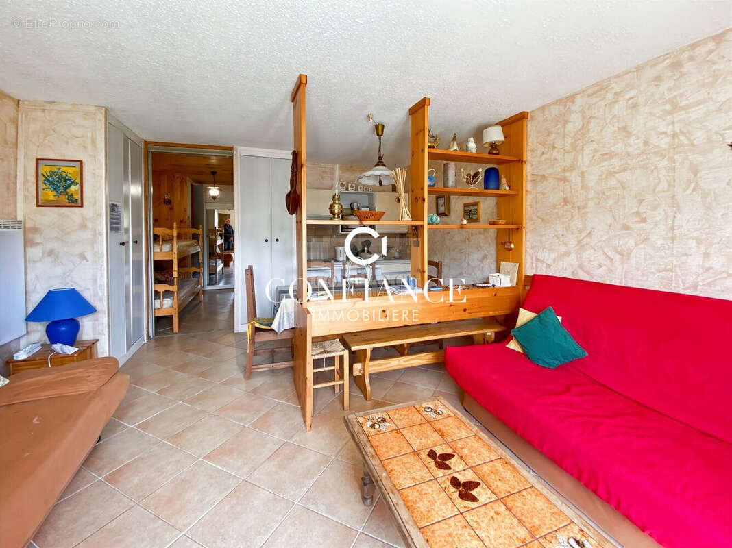 Appartement à SAINT-ETIENNE-DE-TINEE