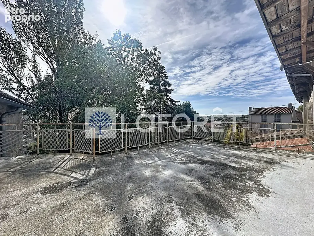 Bressuire centre-ville : maison bourgeoise avec parc arboré de 950 m² et dépendances - photo 18