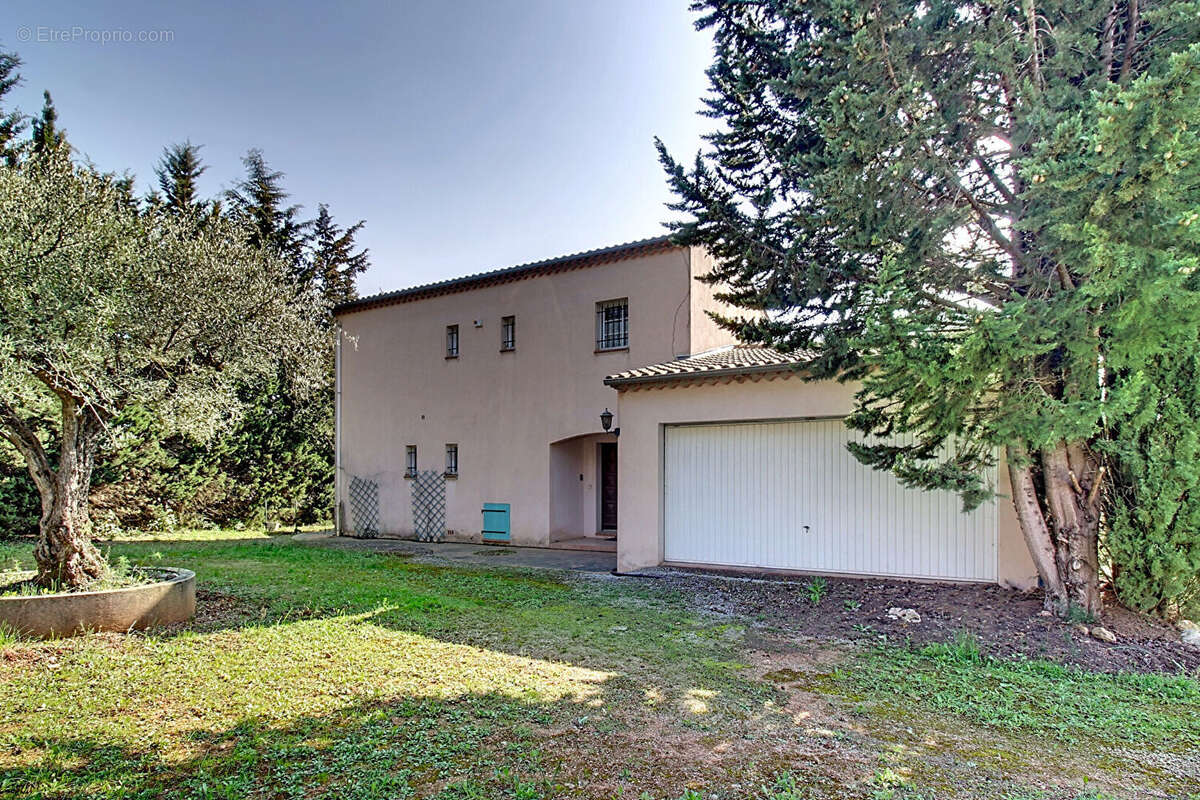 Maison à TRANS-EN-PROVENCE