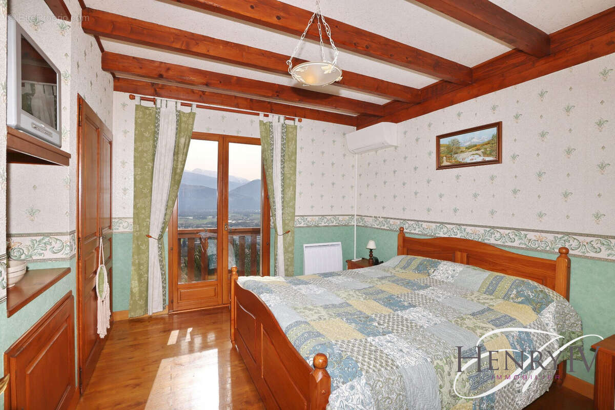 Maison à CORENC