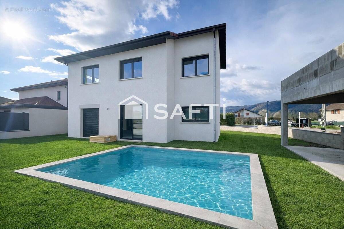 Photo 1 - Maison à SAINT-BLAISE-DU-BUIS