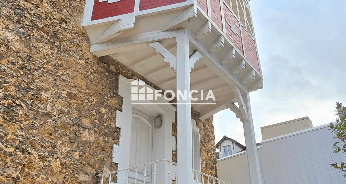 Maison à VAUCRESSON