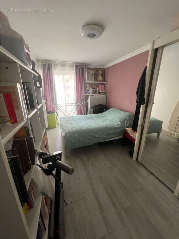 Appartement à PARIS-19E