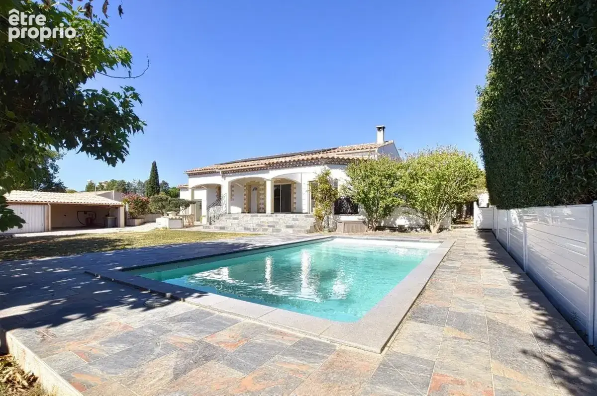 Villa de plain-pied avec piscine et appartement indépendant au calme - photo 20