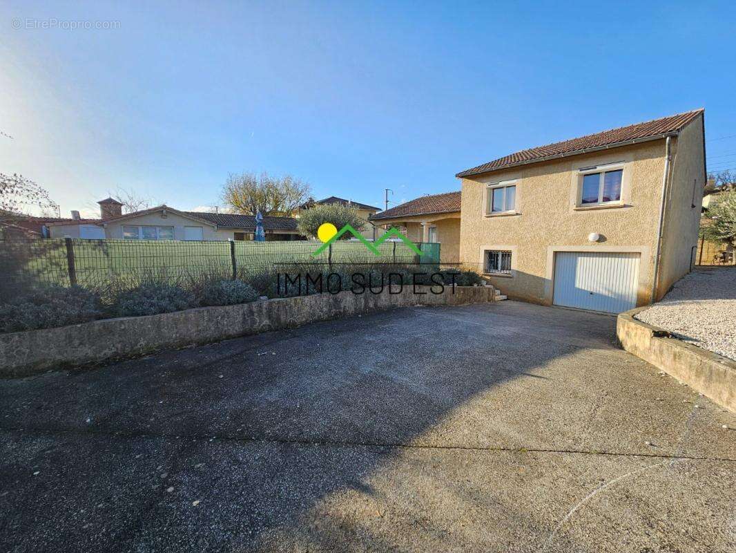 Maison à SAINT-MARCEL-LES-VALENCE