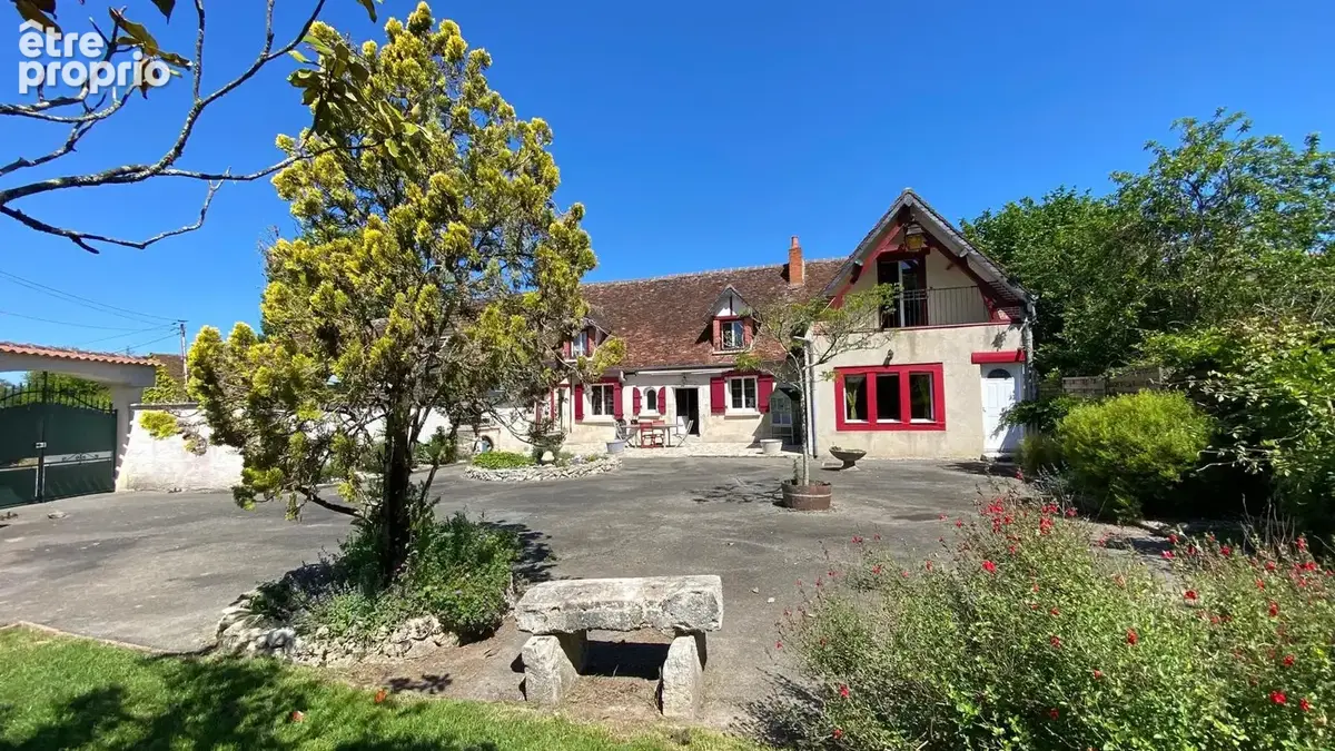 Maison à CHAUMONT-SUR-LOIRE