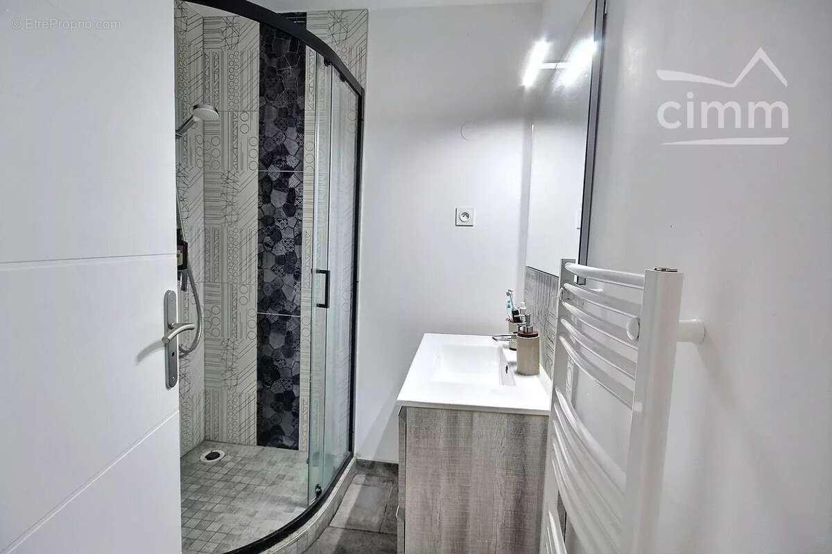 Appartement à LA ROCHETTE