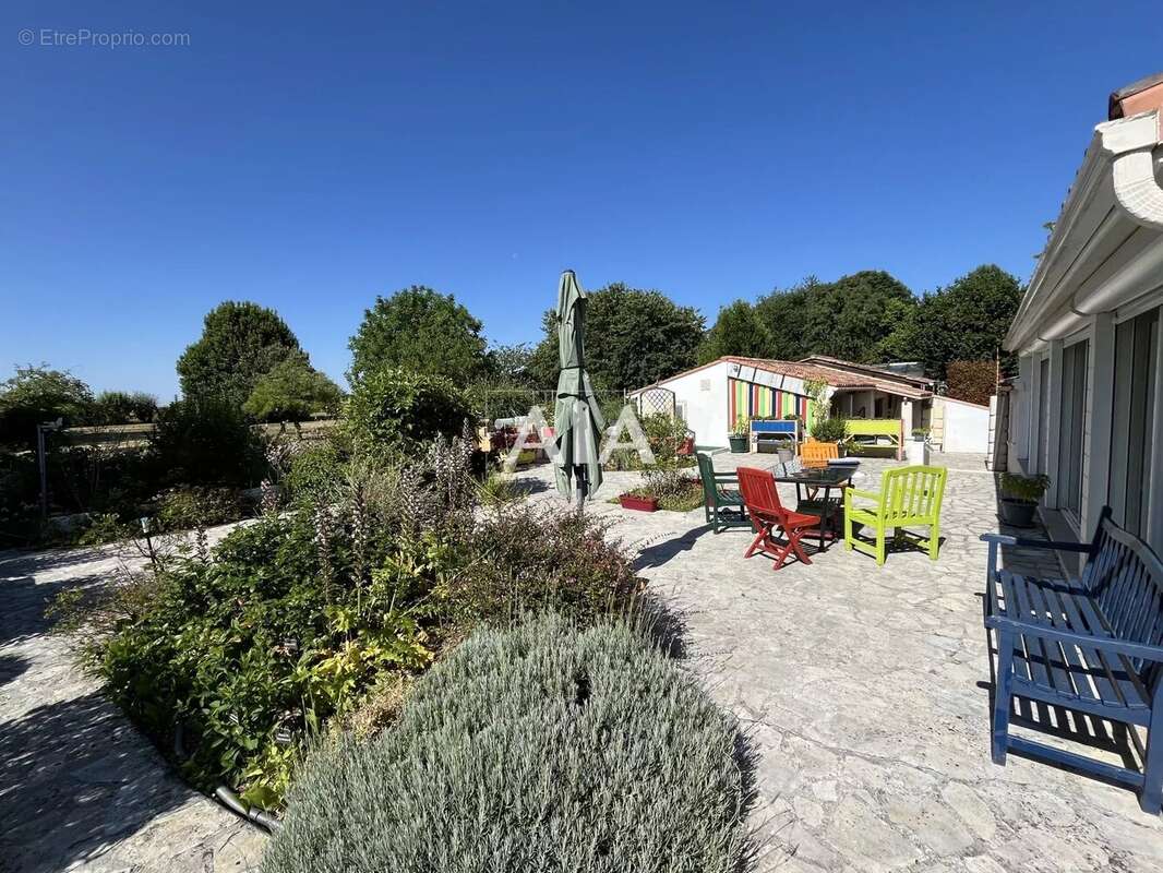 Maison à MAINE-DE-BOIXE