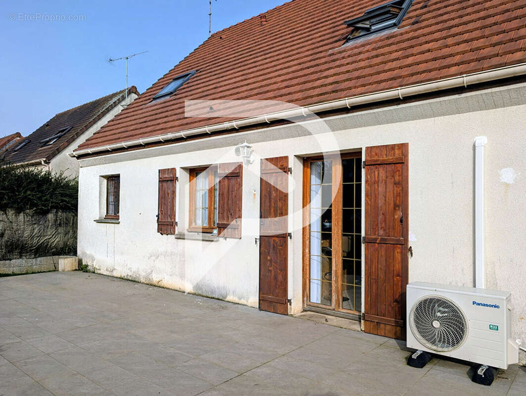 Maison à ANDEVILLE