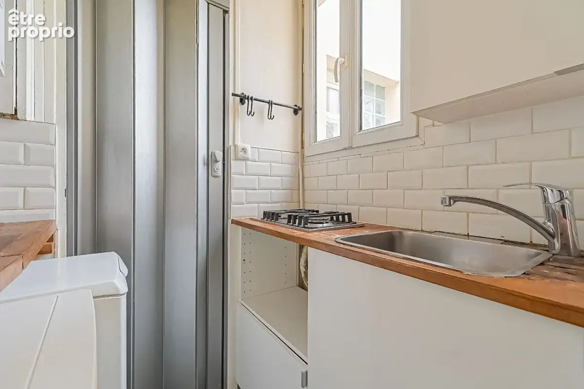 Appartement Paris 2 pièce(s) 26 m2 - DERNIER ETAGE - photo 9