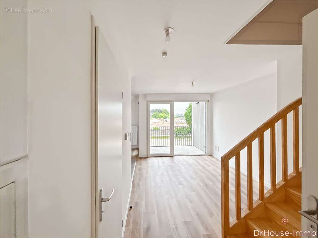 Appartement 61 m² à Merignac  - photo 43