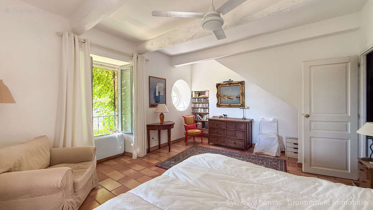 Maison à CADEROUSSE